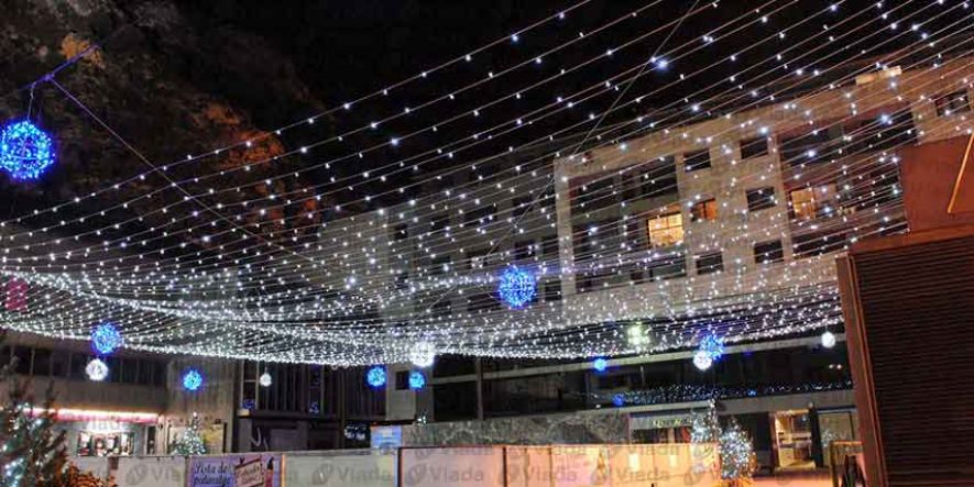 Cortina De Luz Cubriendo Skating 1