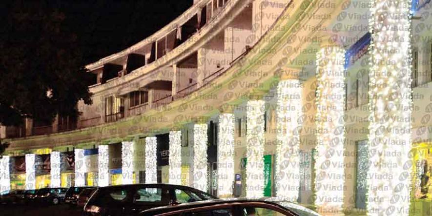 Cortinas Led Decorando Secuencia De Columnas 1